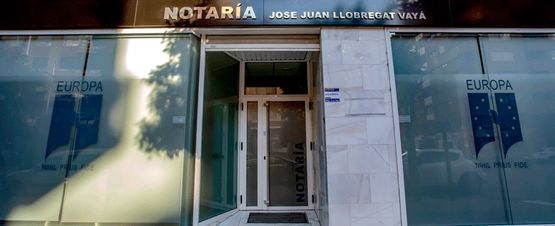 Notaría Jose Juan Llobregat Vayá fachada